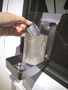 SMART KEY POUCH